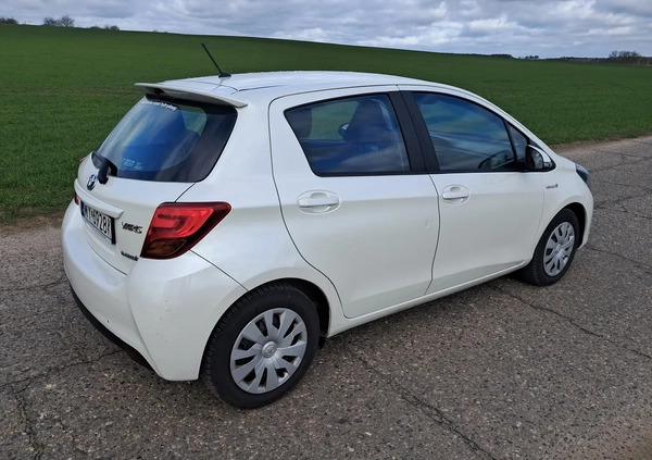 Toyota Yaris cena 42435 przebieg: 149860, rok produkcji 2016 z Góra małe 137